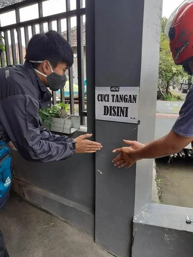 6 Potret Orang Bertingkah Polos Ikuti Aturan Ini Bikin Geleng Kepala