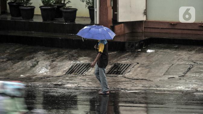 Waspada Cuaca Hujan Guyur Jakarta Rabu Pagi 30 Juni 2021 - Vimarsana News