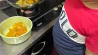Bocah 14 Tahun di China Viral karena Aksi Memasak ala Koki Profesional