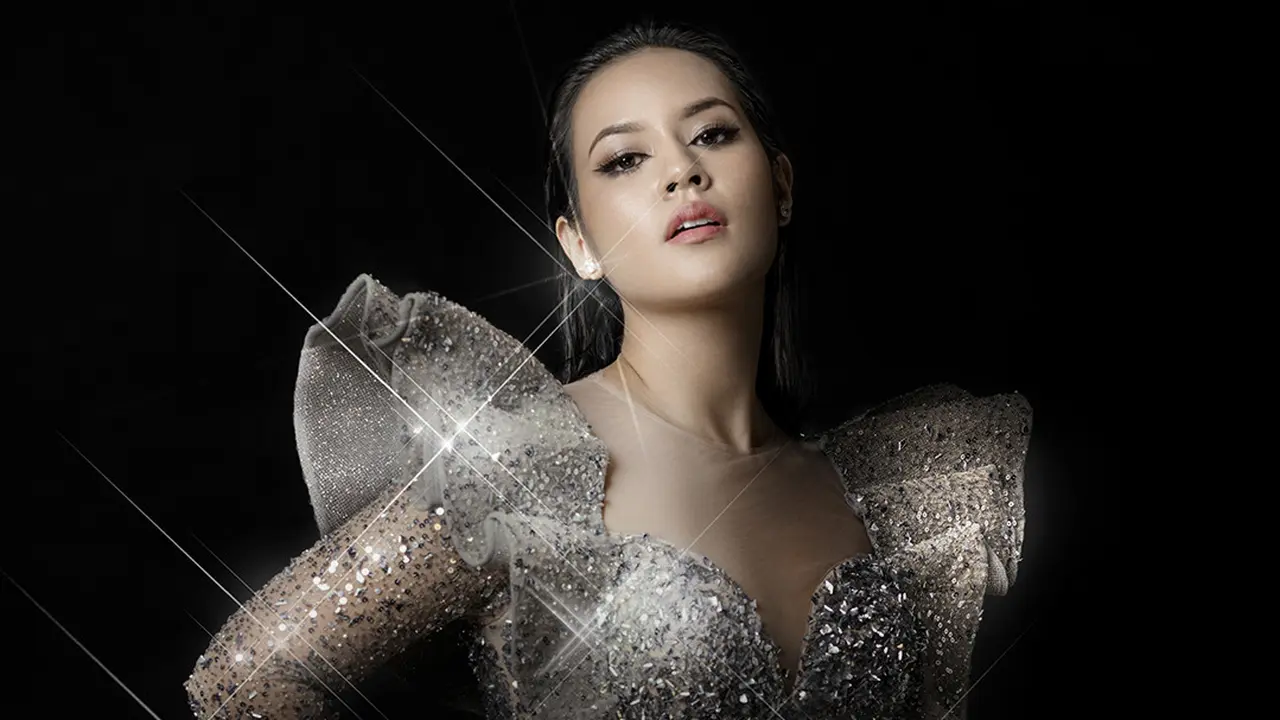 Raisa mengumumkan rencananya konser menggelar Raisa Live in Concert di Stadion Utama Gelora Bung Karno