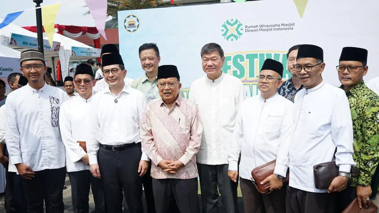 Ketua Umum Dewan Masjid Indonesia (DMI), H. M. Jusuf Kalla,  Festival Rumah Wirausaha Masjid di Masjid Raya K.H Hasyim Asyari, Jakarta, Sabtu (11/1) (Istimewa)