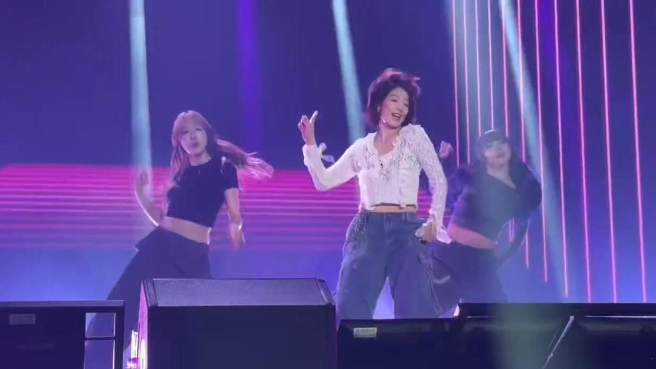 7 Potret Park Shin-Hye Manggung dan Cover Dance Lagu Jennie dengan Lincah, Aksinya Curi Perhatian