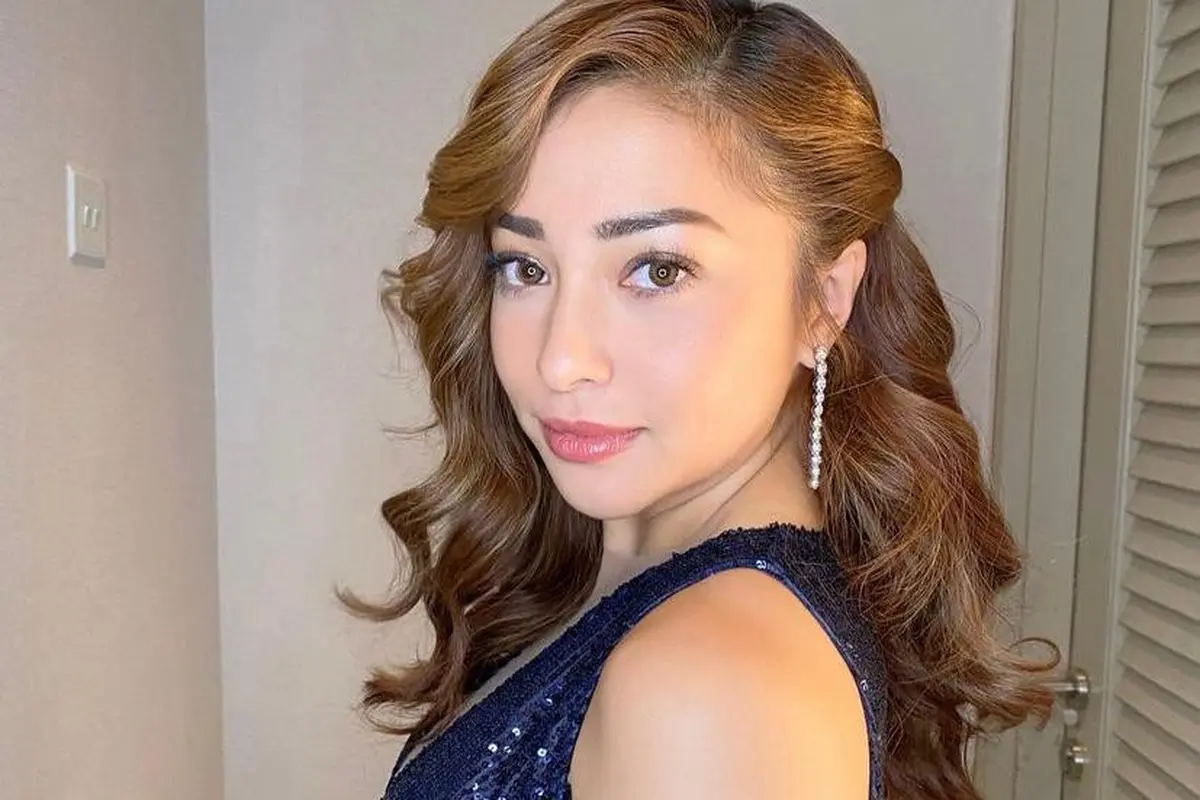 8 Inspirasi Warna Rambut untuk Kulit Kuning Langsat ala Seleb, Nikita Willy-Jisoo BLACKPINK