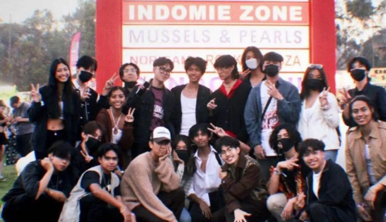 Selain musik, di venue terdapat beberapa hal menarik. Salah satunya Indomie Zone, salah satu makanan terpopuler dari Indonesia. (Instagram @88rising)