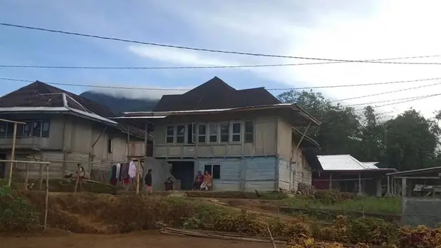 Desa di kaki Gunung Pesagi, Lampung