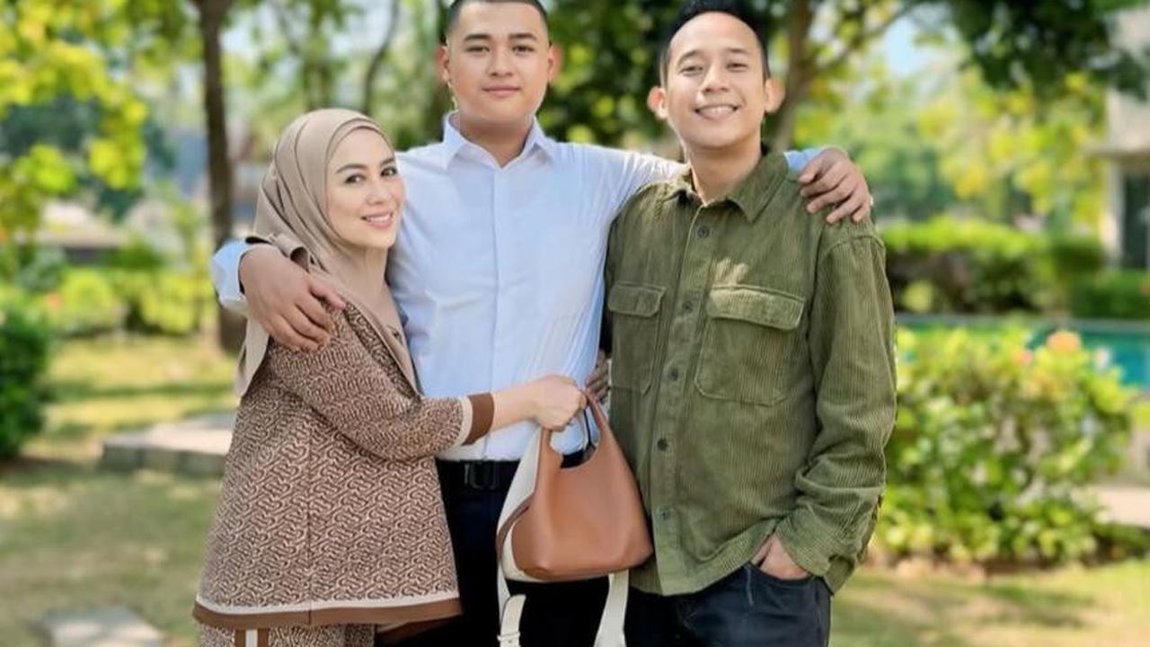 7 Potret Fabian Anak Denny Cagur Jadi Calon Paskibraka Nasional 2025