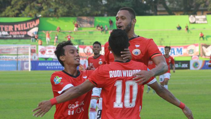 Stefano Lilipaly Jadi Kejutan Menyenangkan Buat Bali ...