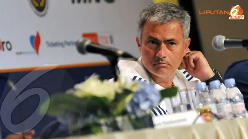 jose-mourinho-130723b.jpg