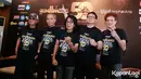 God Bless salah satu grup rock Indonesia yang masih eksis hingga sekarang. Bulan depan, grup legendaris ini akan merayakan usia emas berkarya di industri musik Tanah Air. [Foto: KapanLagi.com/Muhammad Akrom Sukarya]