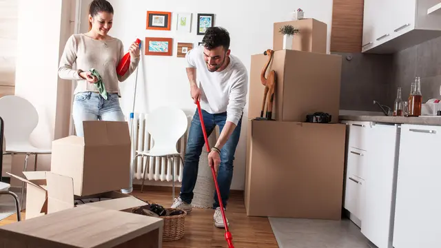 Meringankan Pekerjaan Rumah yang Biasa Dilakukannya