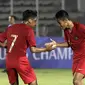 Timnas Indonesia U-16 berselebrasi saat melawan Brunei Darussalam di Stadion Madya, Jakarta, dalam penyisihan Grup G kualifikasi Piala AFC U-16 2020, Jumat (20/9/2019). (Bola.com/Yoppy Renato)