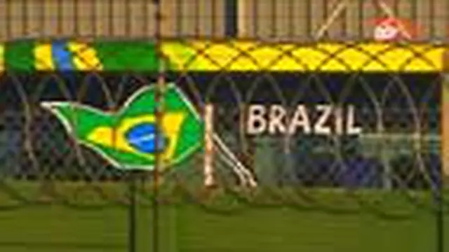 Tiga wakil Amerika Selatan mengalami nasib tragis namun dalam babak 8 besar Piala Dunia. Dua favorit juara Brasil dan Argentina harus angkat koper sebelum turnamen berakhir. 