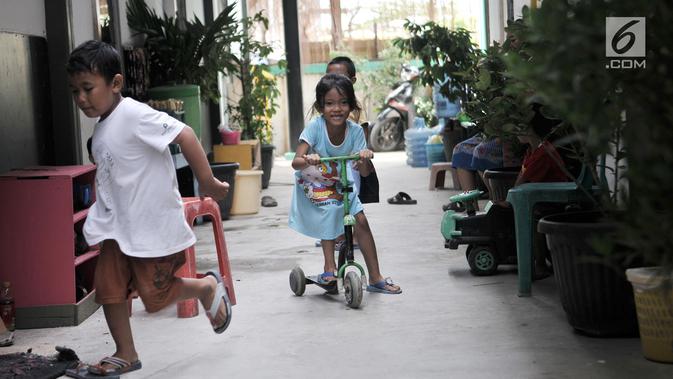 FOTO: Denyut Kehidupan di Shelter Kampung Kunir