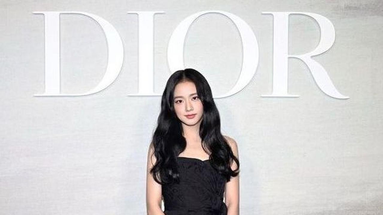 Sebut saja Dior, yang menggandeng Jisoo Blackpink sebagai Brand Ambassador nya.