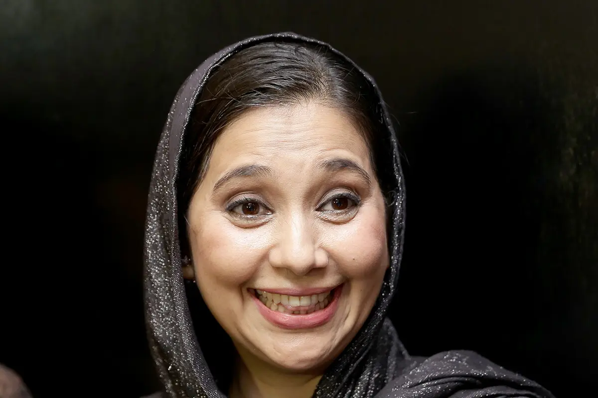 Ayu Azhari