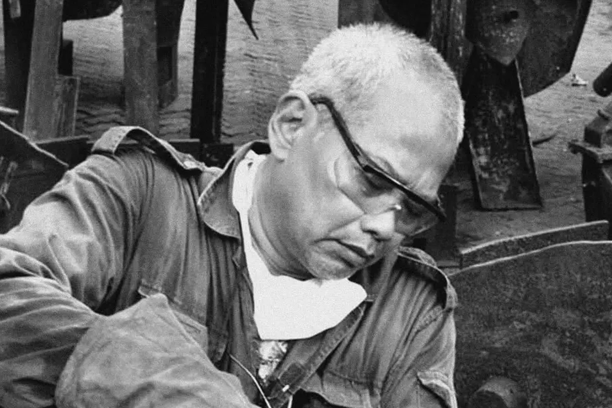 Teguh Ostenrik