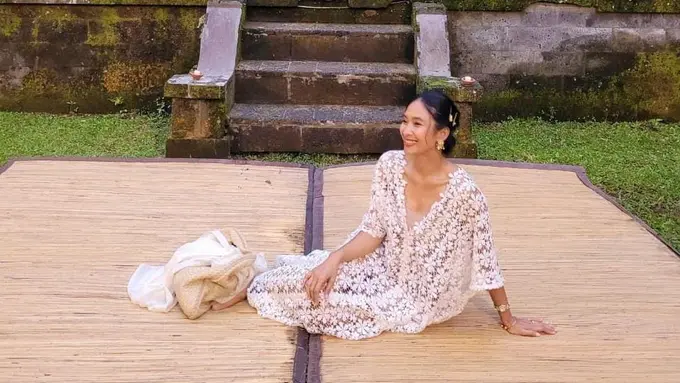 Inspirasi dress Happy Salma