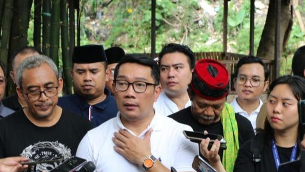 Ridwan Kamil Tinjau Kali Ciliwung