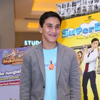 Vino G. Bastian bersyukur bisa terlibat di film Super Didi. Setidaknya, dia dapat memetik pesan moral yang disuguhkan dalam membesarkan buah hatinya. (Nurwahyunan/Bintang.com)