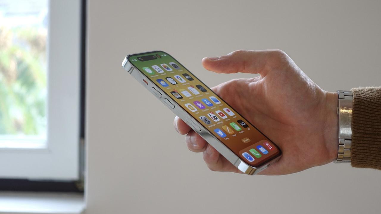 Cara Memeriksa Kesehatan Baterai HP iPhone Agar Performa Optimal