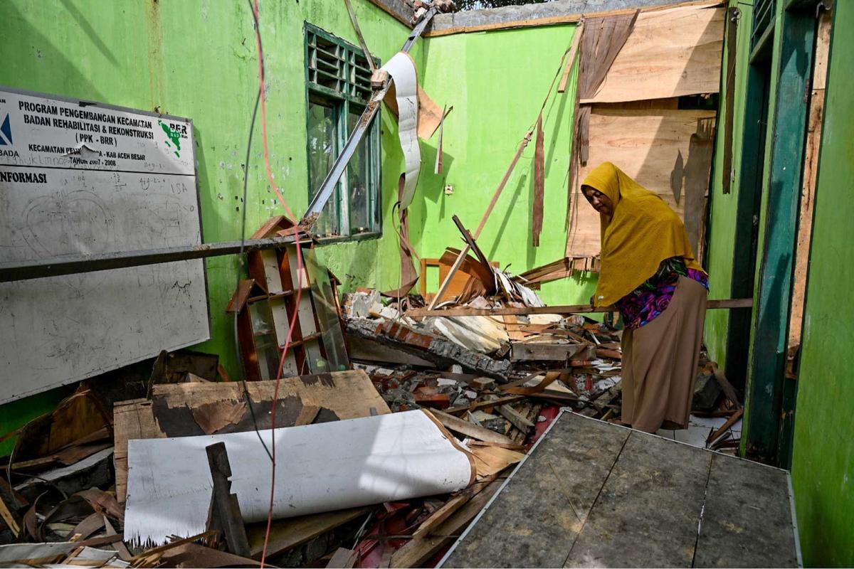 Rumah warga di Aceh Besar hancur akibat terjangan angin kencang