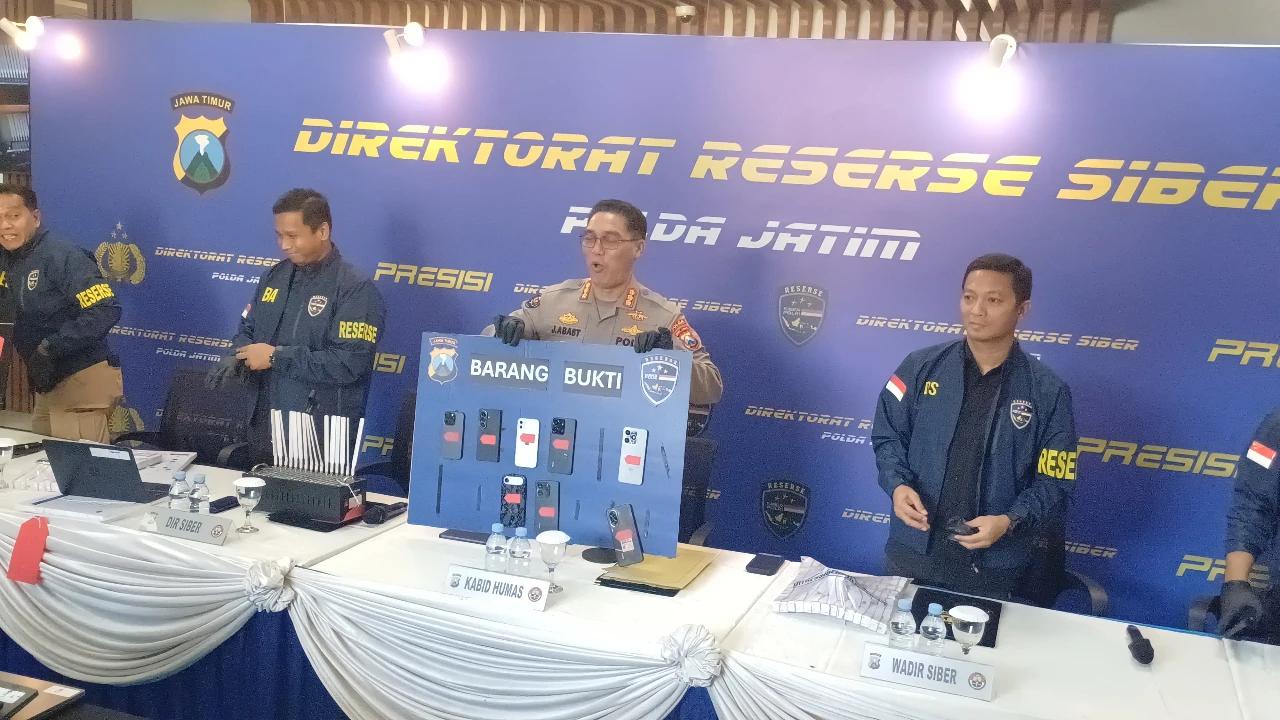 Polda Jatim Bongkar Sindikat Jual Beli Data Pribadi untuk Ribuan SIM Card Ilegal