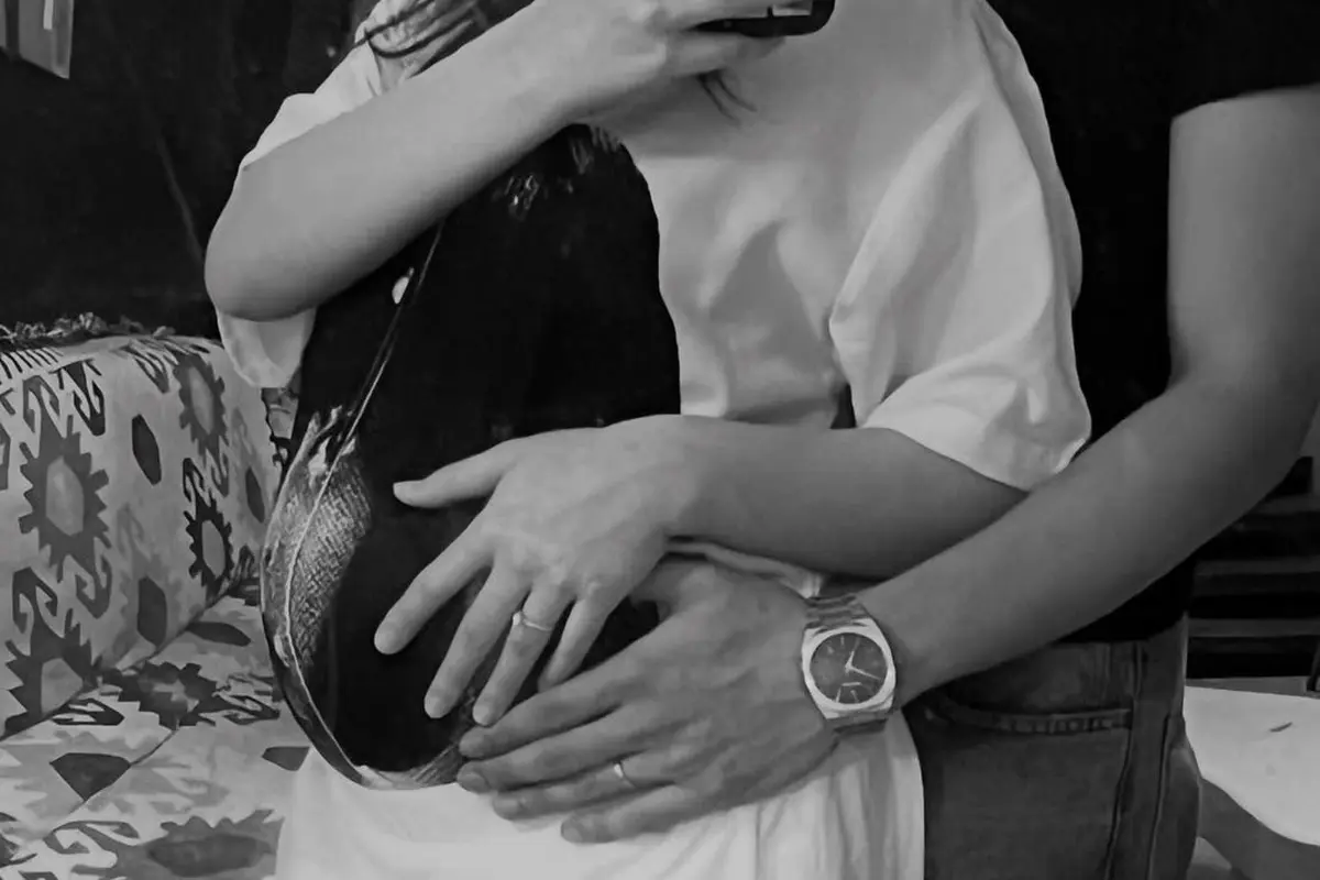 Tak Hanya Umumkan Pernikahan, Gaya Adhisty Zara Pamer Baby Bump Saat Umumkan Kehamilan Anak Pertama dengan Tsaqib