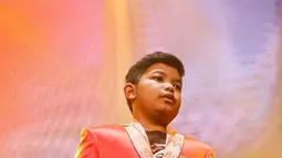 Saka, putra sulung Didi Kempot, kini mulai mengikuti jejak sang ayah di dunia musik. Salah satu langkahnya adalah merilis ulang lagu legendaris ‘Layang Kangen’ ciptaan Didi Kempot.  (Liputan6.com/IG/@saka_praja__dk)