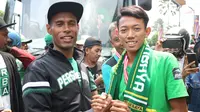 Ruben Sanadi Larut dalam Perayaan Juara Persebaya U-17