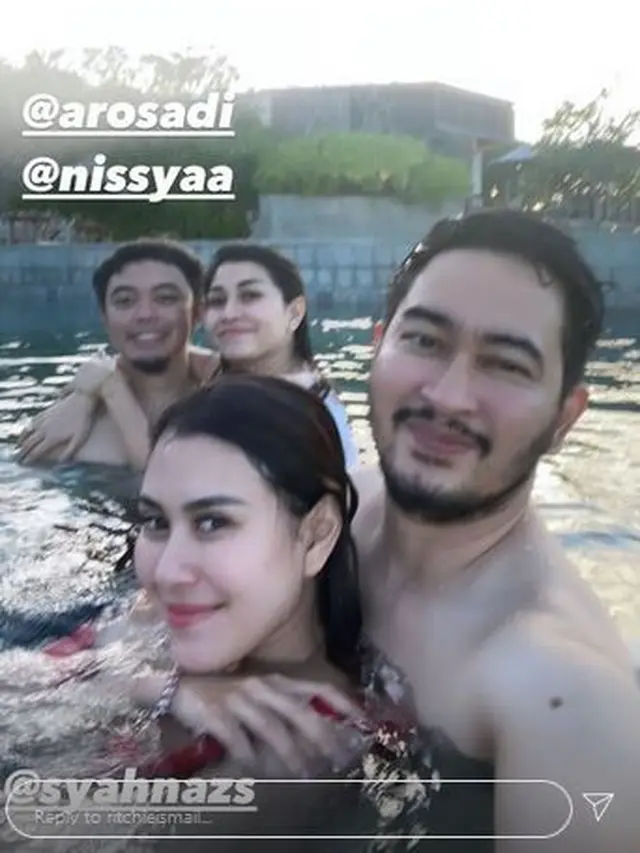 6 Momen Syahnaz Sadiqah dan Suami Liburan di Bali, Bak ABG Pacaran