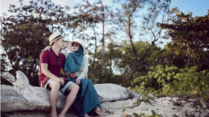 Tahun Bersama, Ini 6 Momen Rionaldo Stokhorst dan Istri yang Selalu Harmonis (sumber:Instagram/rio.stokhorst)