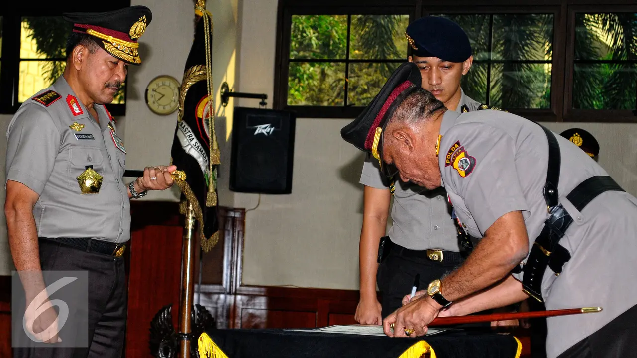 20150731-Sertijab-Jakarta-Paulus-Waterpaw-Badrodin-Haiti