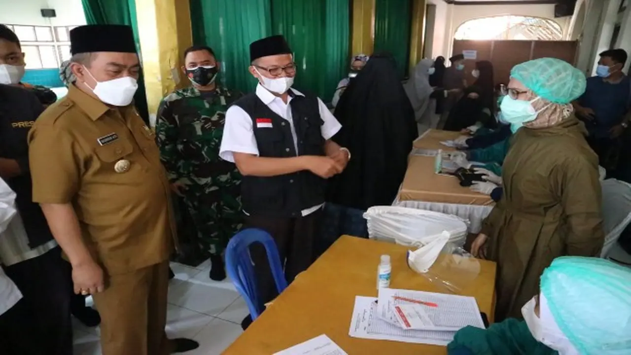 Vaksinasi Santri di Kota Cirebon Ditarget Selesai Oktober Mendatang
