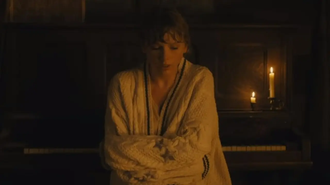 Taylor Swift Luncurkan Koleksi Cardigan, Berapa Harganya?