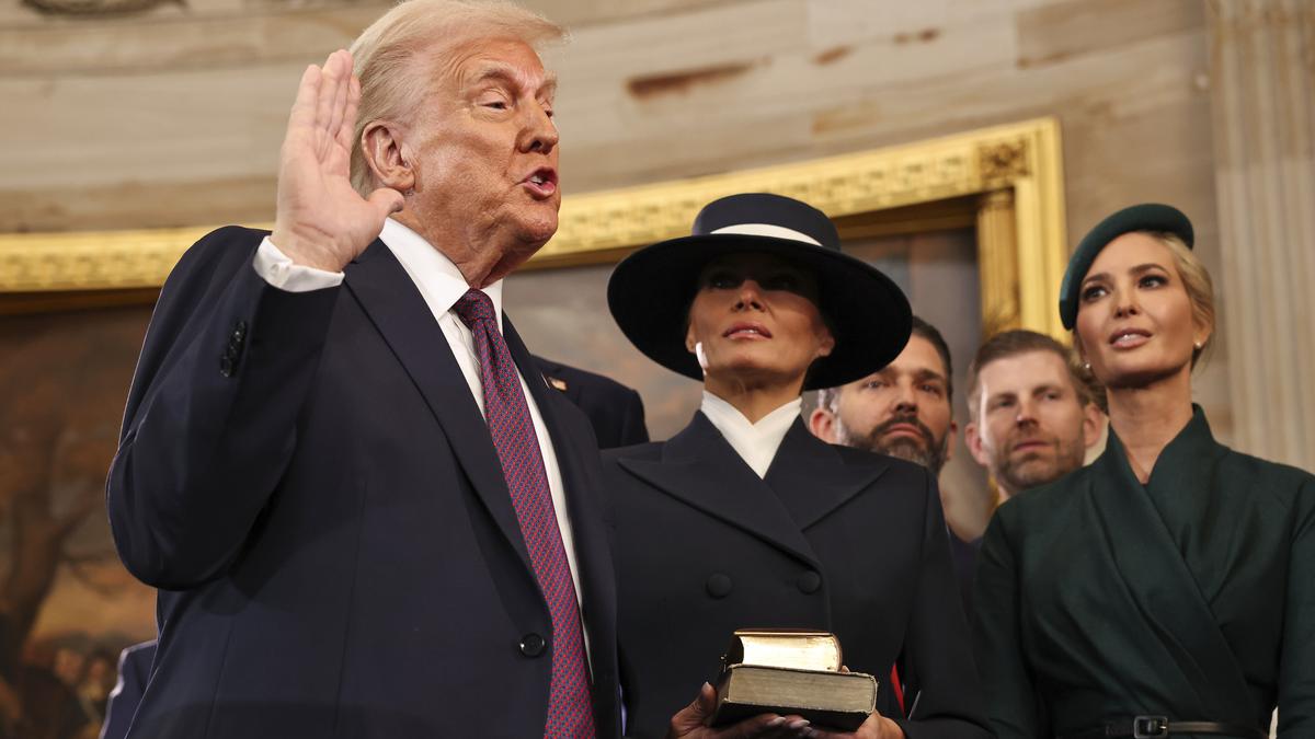 Poin Penting Pidato Pelantikan Donald Trump Jadi Presiden Gantikan Biden, Kritik Pemerintahan Sebelumnya