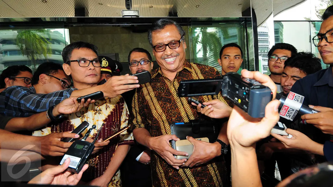 20150916-Ini Tujuan Mantan Kapolri Sutanto Tiba-tiba Datangi KPK-Jakarta