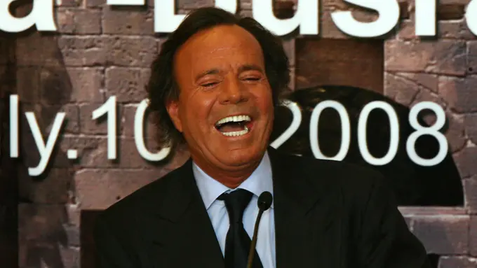 Julio Iglesias