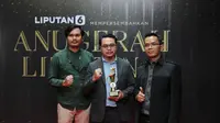 PT Harfia Construction Machinery menerima Anugerah Inspiratif Kategori Swasembada Pangan: Penyedia Transformasi Pertanian Terintegrasi di Indonesia dalam gelaran Anugerah Liputan6, yang digelar di SCTV Tower Senayan City, Kamis (19/10/2025). (Liputan6.com)
