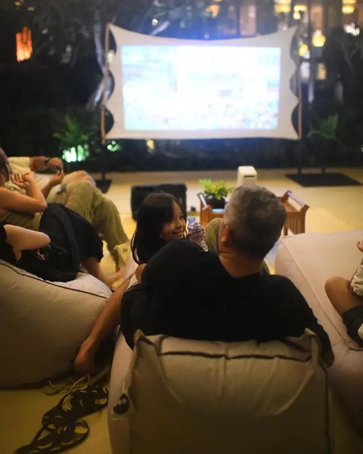 7 Potret Gading dan Gisel Camping Bareng Gempi, Tetap Didoakan Balikan