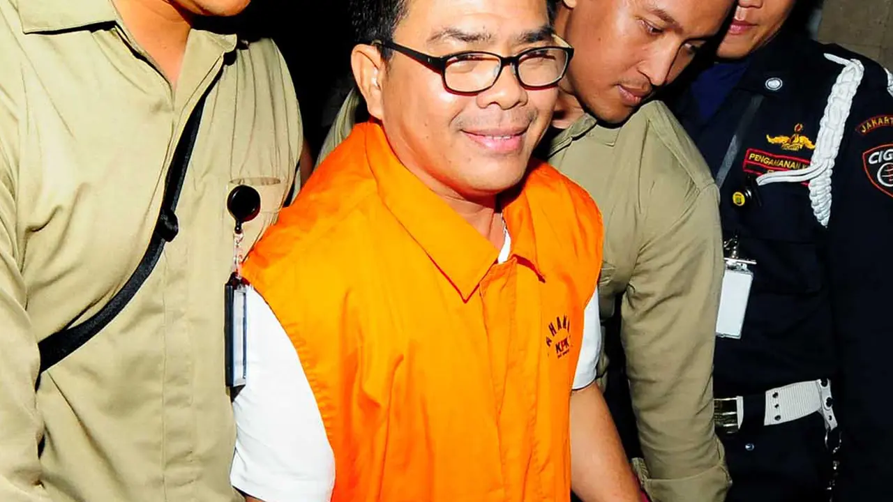 20150917-KPK Jebloskan Mantan Anggota DPRD Riau ke Tahanan-Jakarta