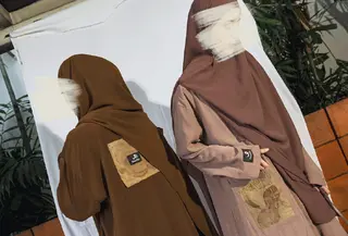 Intip bagaimana sebuah brand lokal hadirkan busana syar'i yang ramah lingkungan (Haadiya)