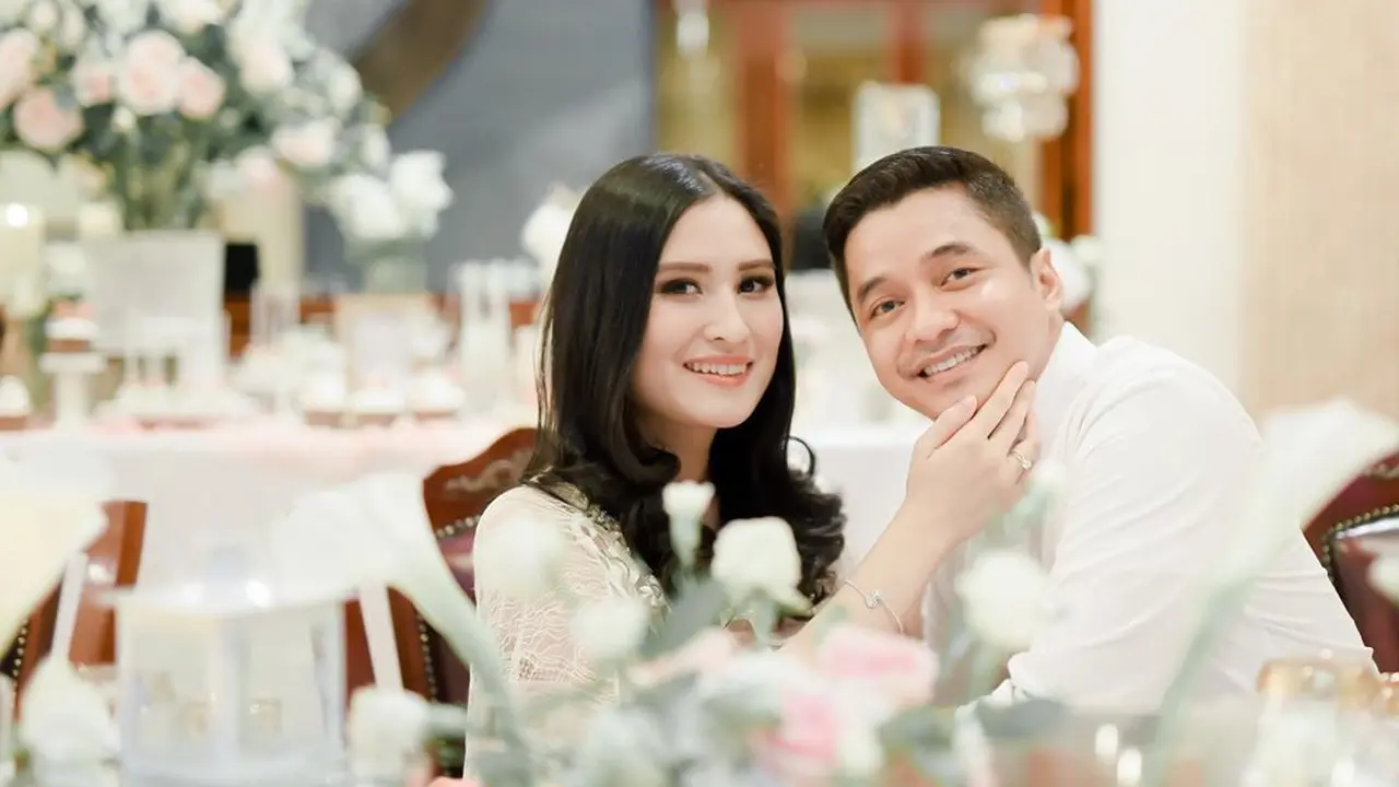 7 Potret Pesta Ulang Tahun Angbeen Rishi ke-23, Mewah dan Bernuansa Putih