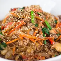 Bihun goreng ala Korea. (Sumber Foto: koreanfoods.c/Instagram)