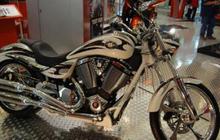 Mau coba moge Victory? pilih motor sesukanya!
