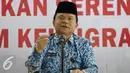 Dirjen Imigrasi, Ronny Sompie memberikan keterang pers terkait Imigran di Kementerian Hukum dan Ham, Jakarta, Jumat (28/10). Pihak Imigrasi juga telah mendeportasi sebanyak 3.159 orang asing yang ketahuan melanggar aturan. (Liputan6.com/JohanTallo)