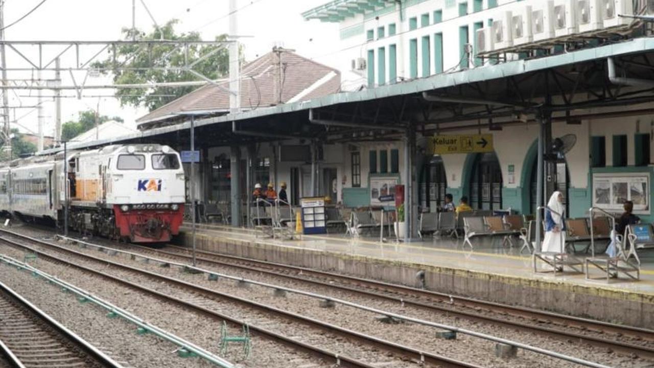 KAI Daop 1 Jakarta: 480 Ribu Tiket Kereta Lebaran 2026 Ludes Terjual, Stimulus Tarif Menanti