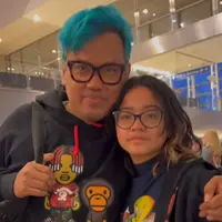 Potret Uya Kuya dan Cinta Kuya saat keberangkatannya ke Amerika (Instagram/astridkuya).