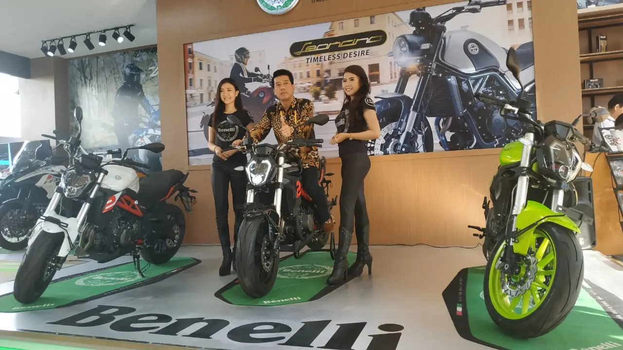 Benelli resmi menghadirkan motor telanjang terbarunya TNT 249 S