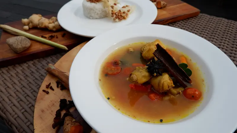 Resep Ayam Kurma Herbal, Menu Lezat dan Sehat Saat di Rumah Aja