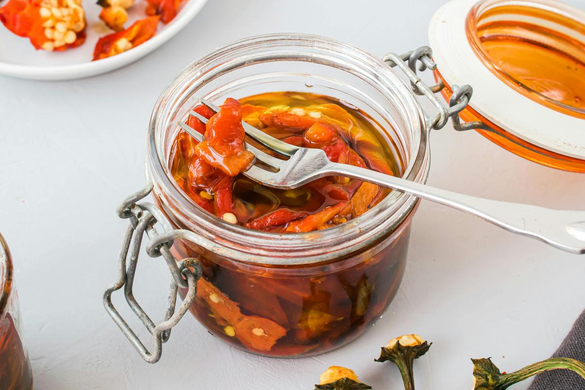 Cara Membuat Chili Oil Wangi dan Gurih yang Cocok untuk Berbagai Makanan Rumahan
